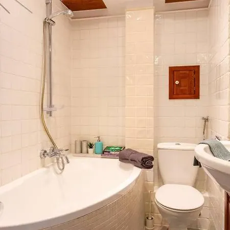 Cozy, Bright, Comfy Studio Next To The Old Town. Apartament Warszawa