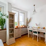 Cozy, Bright, Comfy Studio Next To The Old Town. Διαμέρισμα Βαρσοβία